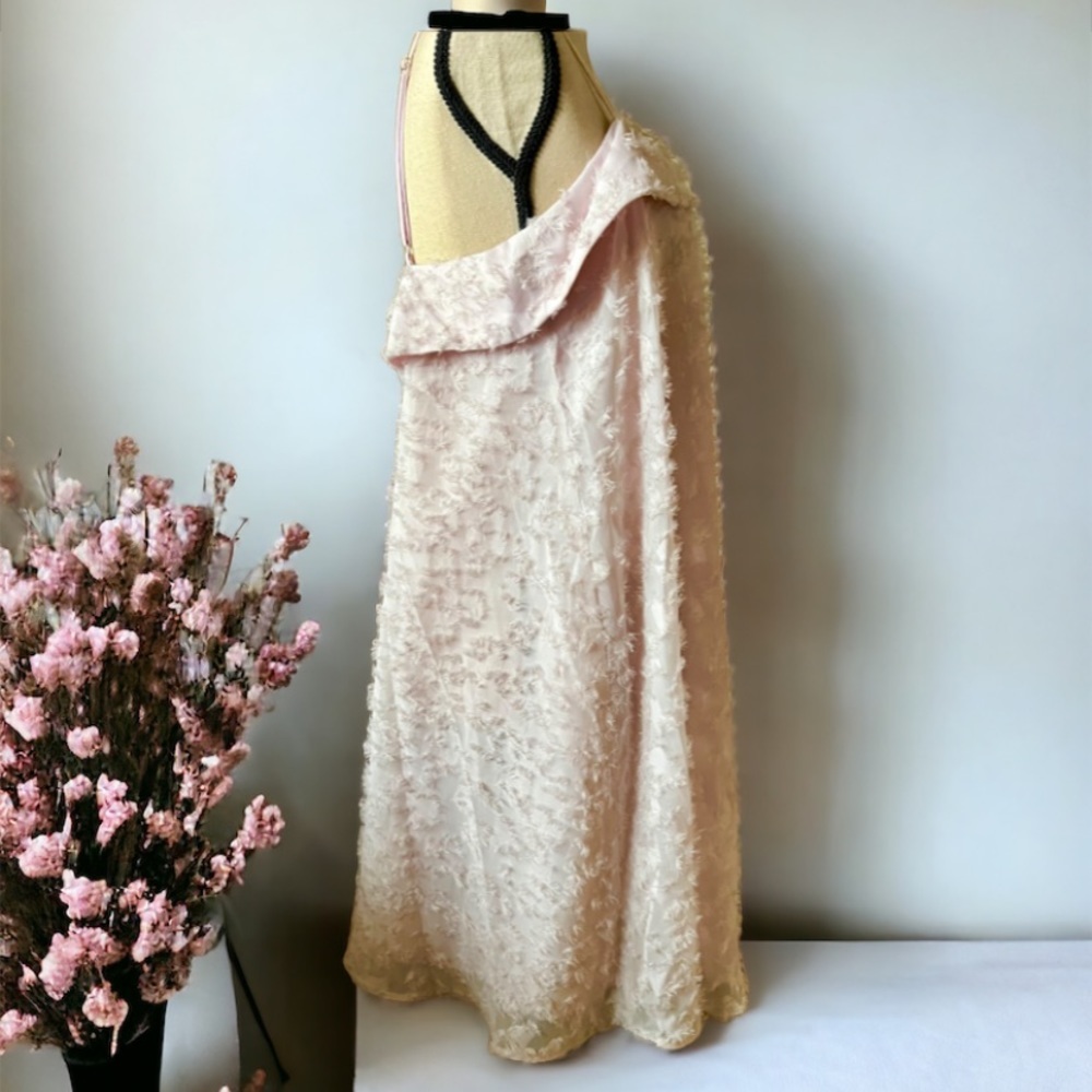 Clover and Sloane Pink Fuzzy Dress Size Large - Picture 7 of 16